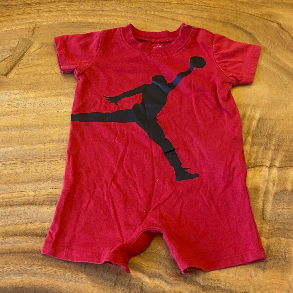 💝Red Baby Romper with Black Graphic